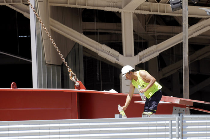Las altas temperaturas obligan a extremar las precauciones entre los trabajadores