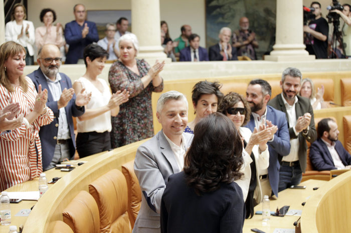 La candidata apuesta por lo público y eliminará conciertos sanitaros innecesarios