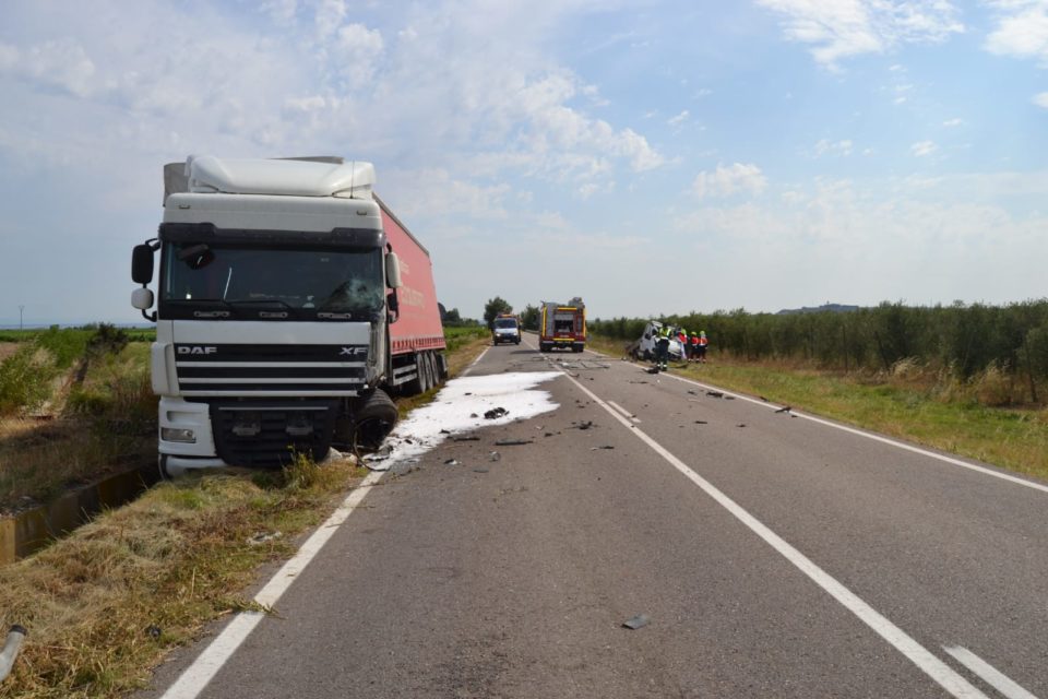 Imagen de los dos vehículos accidentados. /NR