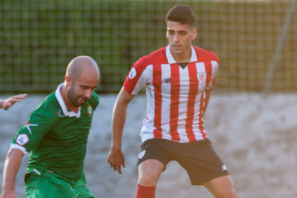 Gorka Pérez, en una imagen del partido que enfrentó la pasada temporada al Athletic B con el Gernika. / Athletic Club
