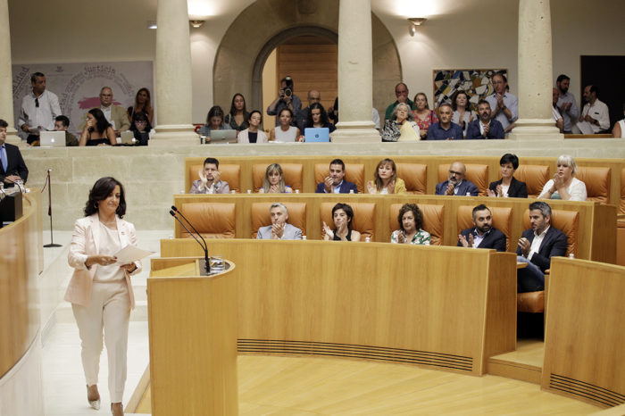Los periodistas muestran su malestar con el Parlamento por las acreditaciones