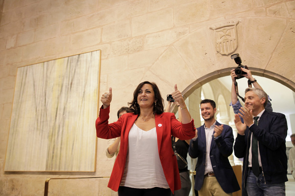 La presidenta del Gobierno de La Rioja, Concha Andreu, el pasado martes, tras el pleno de investidura. / Ingrid