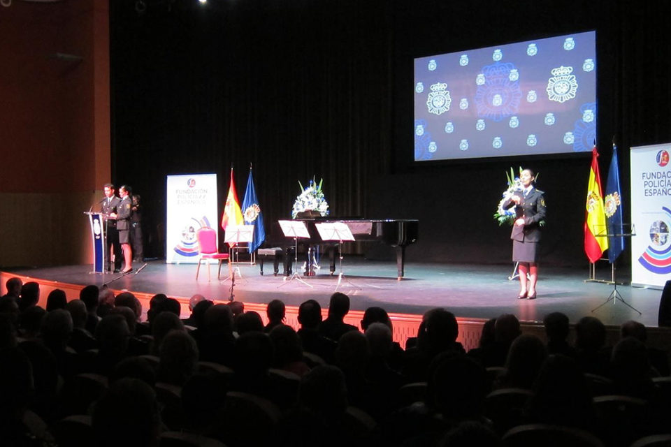 Acto de entrega de los Premios Policía Nacional de Periodismo, en el auditorio del Ayuntamiento de Logroño. / Europa Press