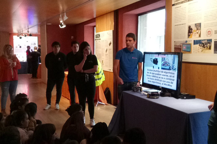 Divulgaciencia incluye dos exposiciones y talleres para escolares