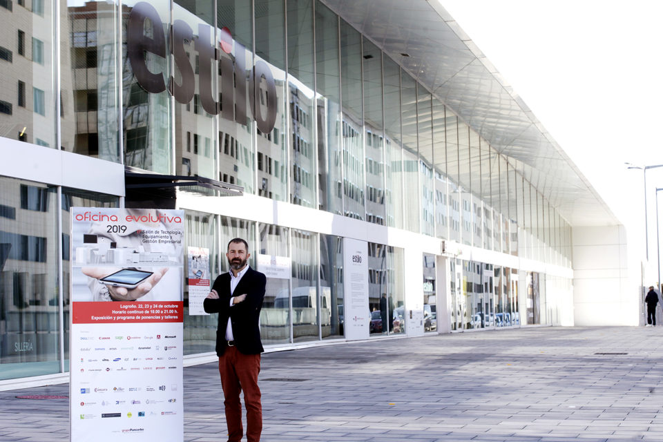 El director general de Grupo Pancorbo, José Luis Pancorbo, en el Showroom Estilo, que se ubica junto a la estación del tren, donde se celebra el salón. / Ingrid