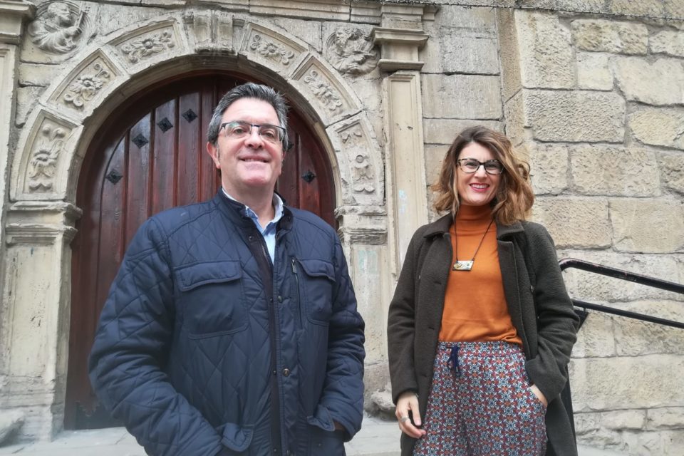 Los ediles de Ciudadanos Julián San Martín y Rocío Fernández, en el Convento de Madre de Dios. / NR