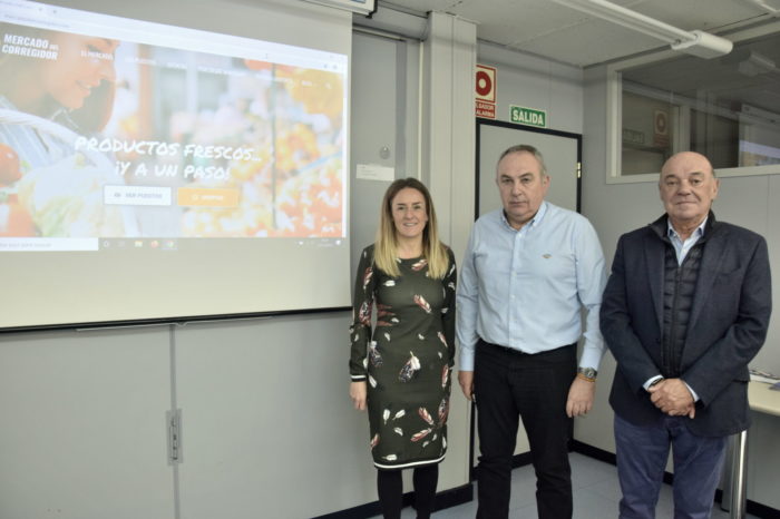 La compra por WhatsApp llega al Mercado del Corregidor