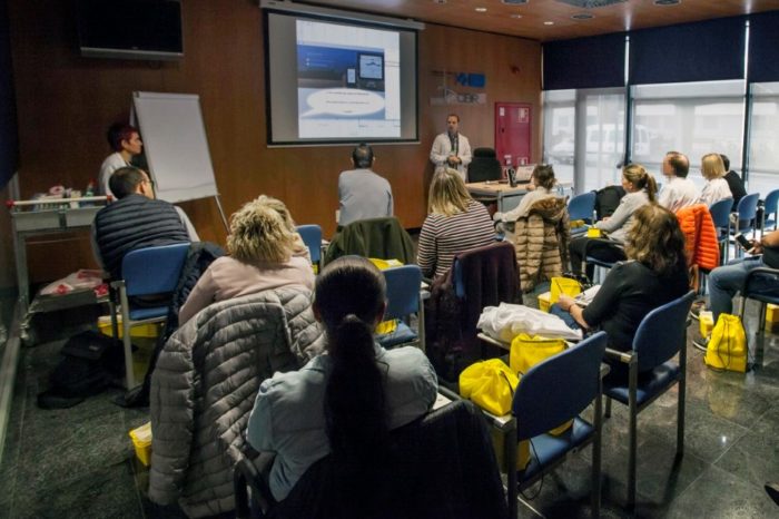 Salud suministra los nuevos medidores de glucosa a 150 pacientes con diabetes