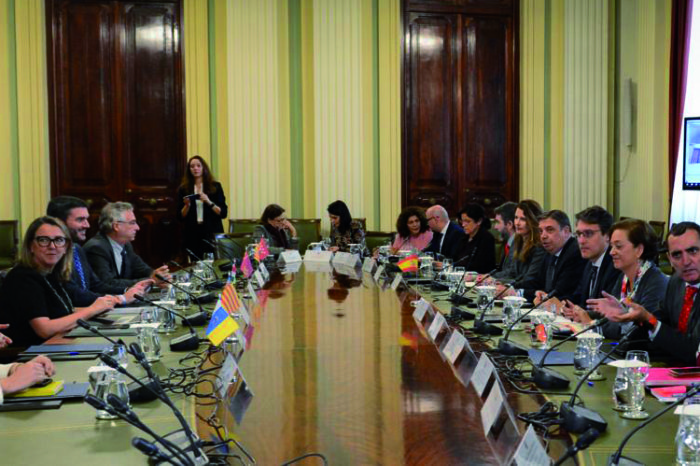 Planas garantiza la continuidad en los pagos de las ayudas de la PAC