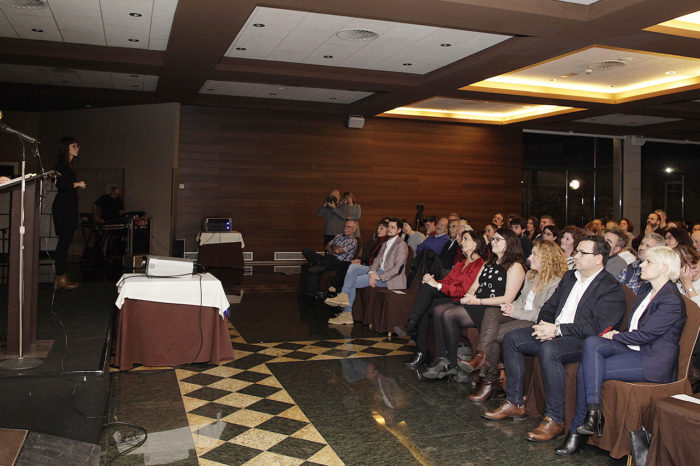 Andreu ve en la desinformación un peligro para los derechos humanos