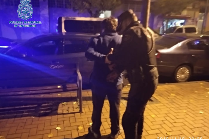 Un hombre, detenido en 40 ocasiones, arrestado por robar en una tienda de Logroño