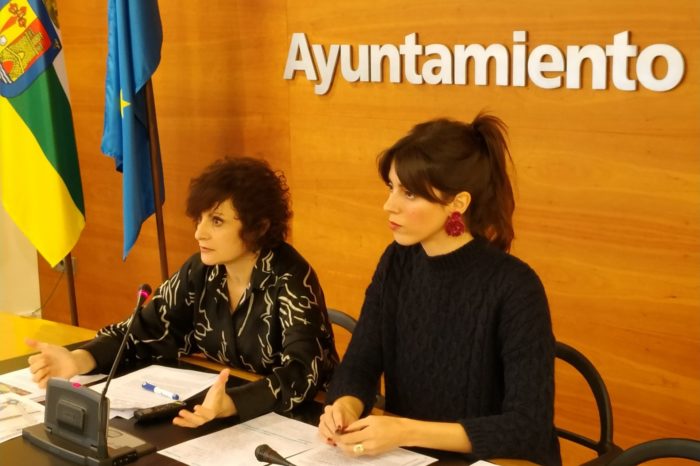 El PP califica de "despropósito" y "ocurrencia" el cruce semafórico de Vara de Rey