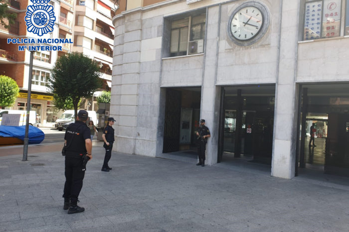 Decomisadas más de 2.800 cajetillas de tabaco en Logroño para su venta en Rioja Baja