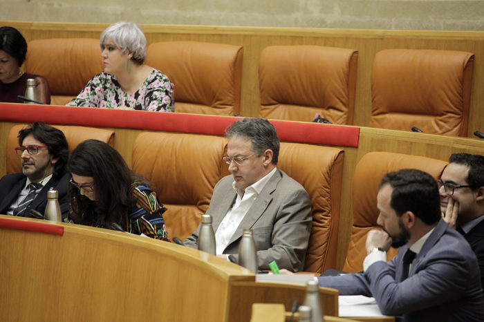 La ventanilla única convivirá con el proceso habitual de escolarización este curso