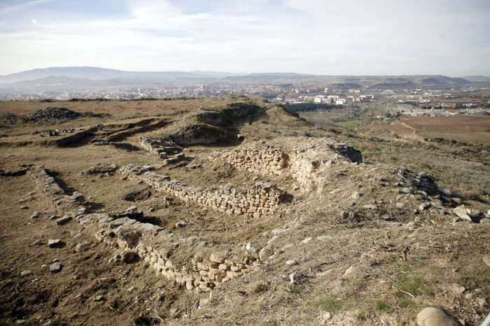 El Ayuntamiento priorizará un camino accesible a pie y en bici al Monte Cantabria