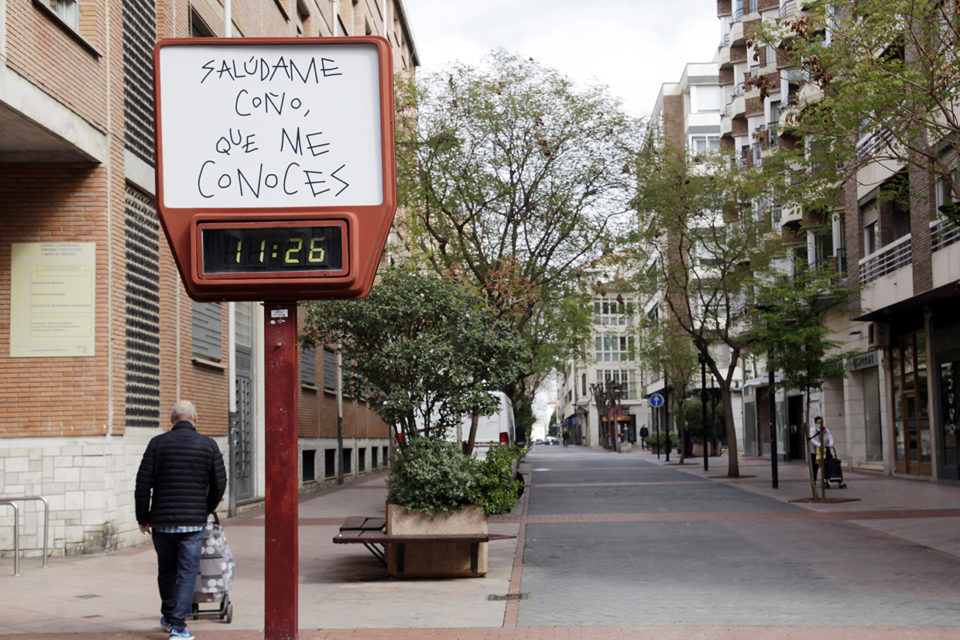 Esquina Juan XXIII con Doctores Castroviejo. Junto al Colegio Adoratrices, en pleno Paseo de las Cien Tiendas. / Ingrid