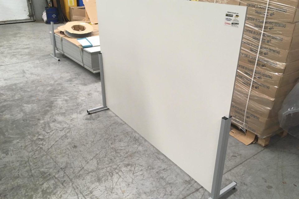 Biombo elaborado pro seis empresas que permitirá separar estancias del San Pedro. / NR