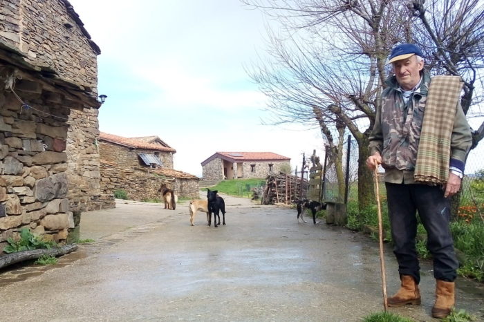 Confinados a 1.243 metros de altura