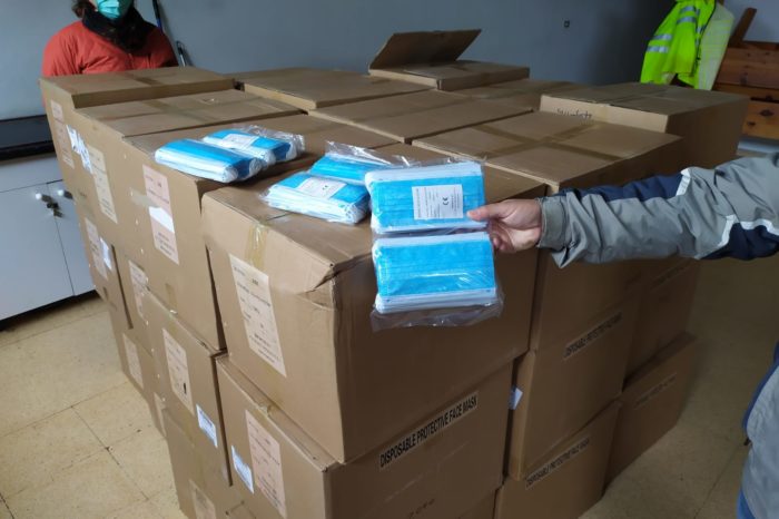 El Gobierno entrega a La Rioja 70.000 mascarillas para los trabajadores