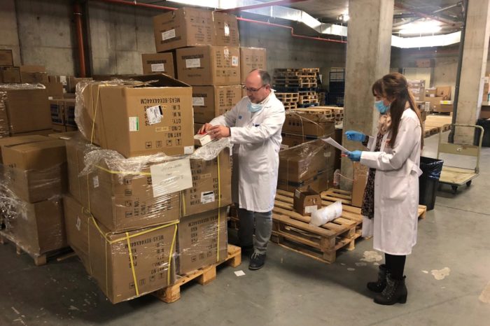 El Ministerio de Sanidad entrega a La Rioja 1.405.796 unidades de material sanitario