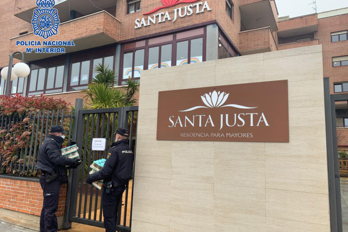 La Policía Nacional coordina en Logroño la entrega de productos sanitarios donados