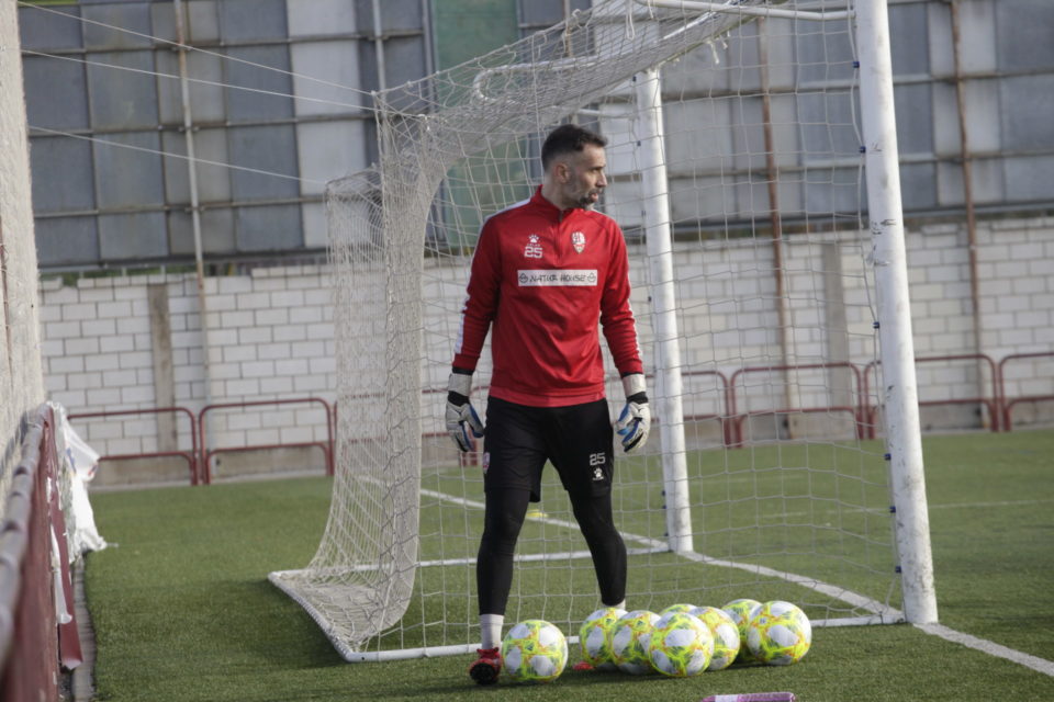 Miguel Martínez de Corta, capitán de la UDL. El 4 de mayo de 2019 se lesionó de gravedad. / INGRID